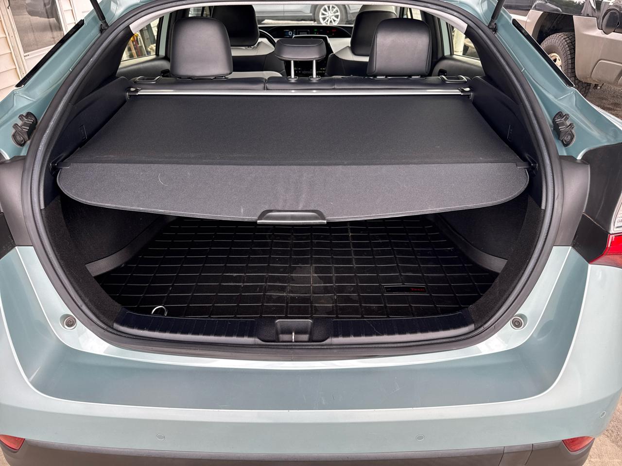 Toyota Prius XLE 2019