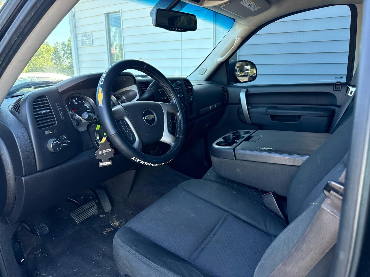 Chevrolet Silverado 1500 LT Crew Cab 4WD 2013