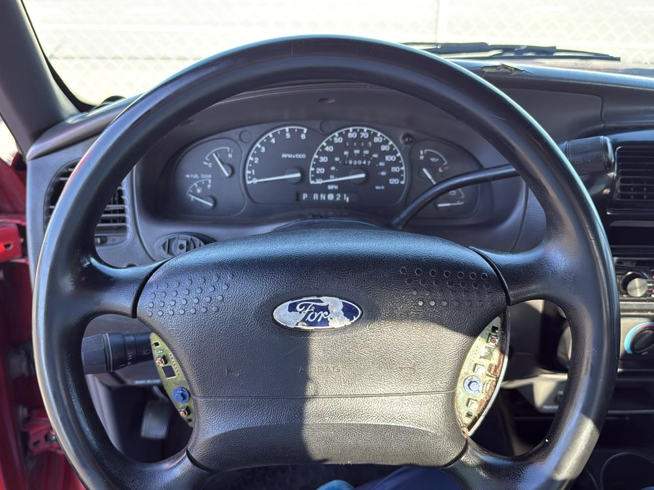 Ford Ranger Edge SuperCab 4-Door 2WD 2002