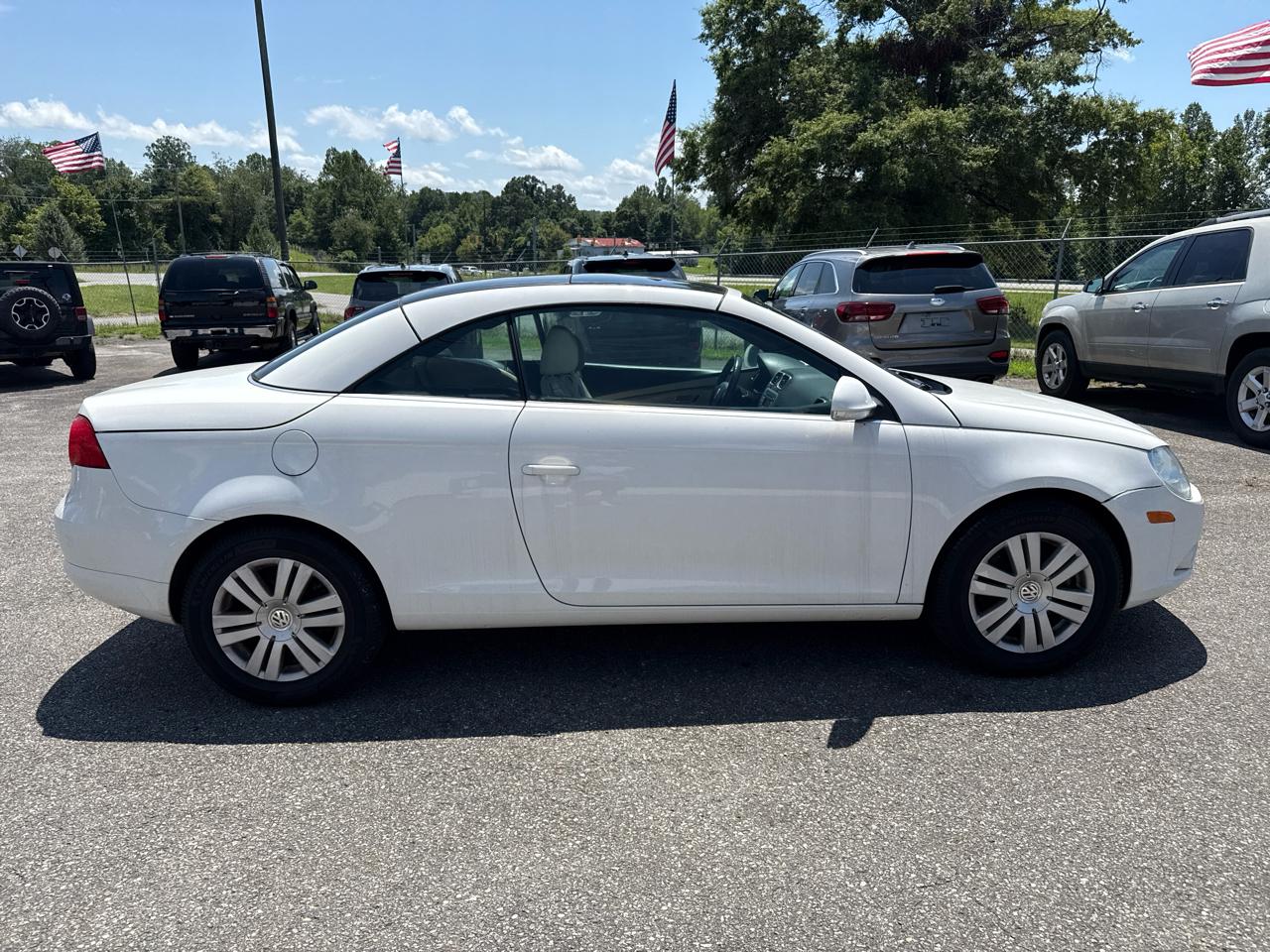 Volkswagen Eos Komfort 2D Convertible 2008