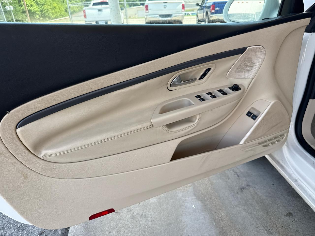 Volkswagen Eos Komfort 2D Convertible 2008
