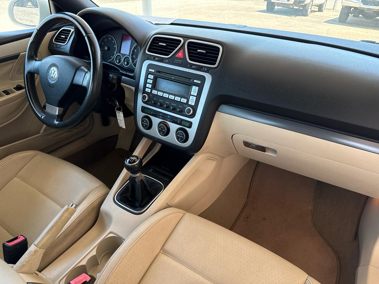 Volkswagen Eos Komfort 2D Convertible 2008