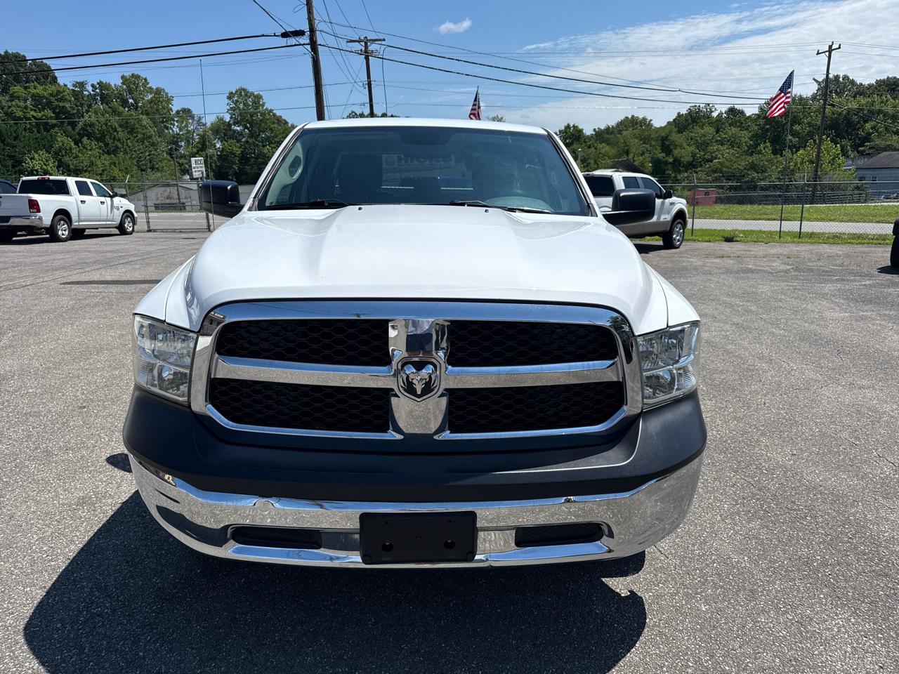 RAM 1500 Tradesman 4x4 Quad Cab 6'4" Box 2018