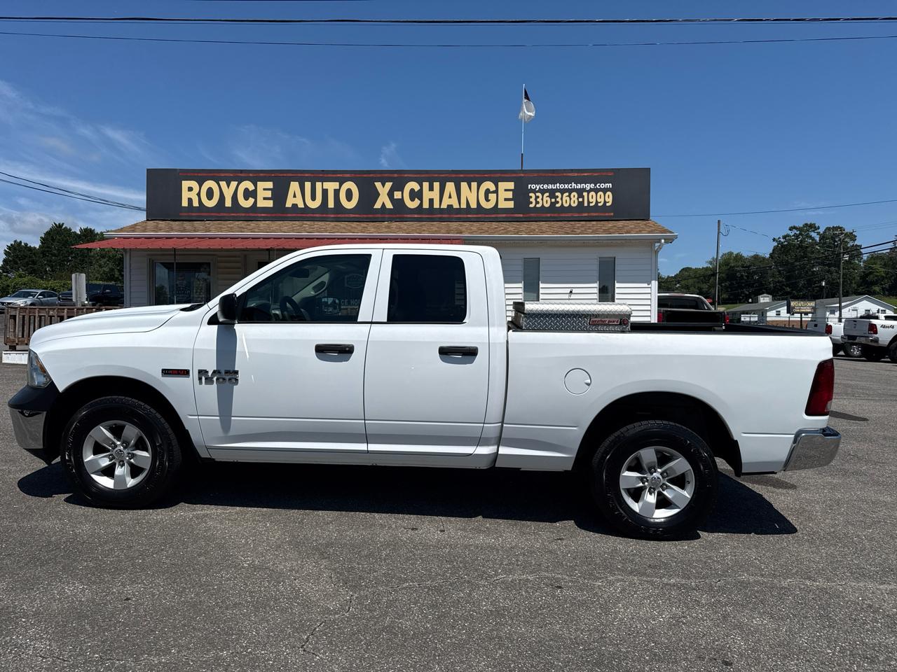 RAM 1500 Tradesman 4x4 Quad Cab 6'4" Box 2018