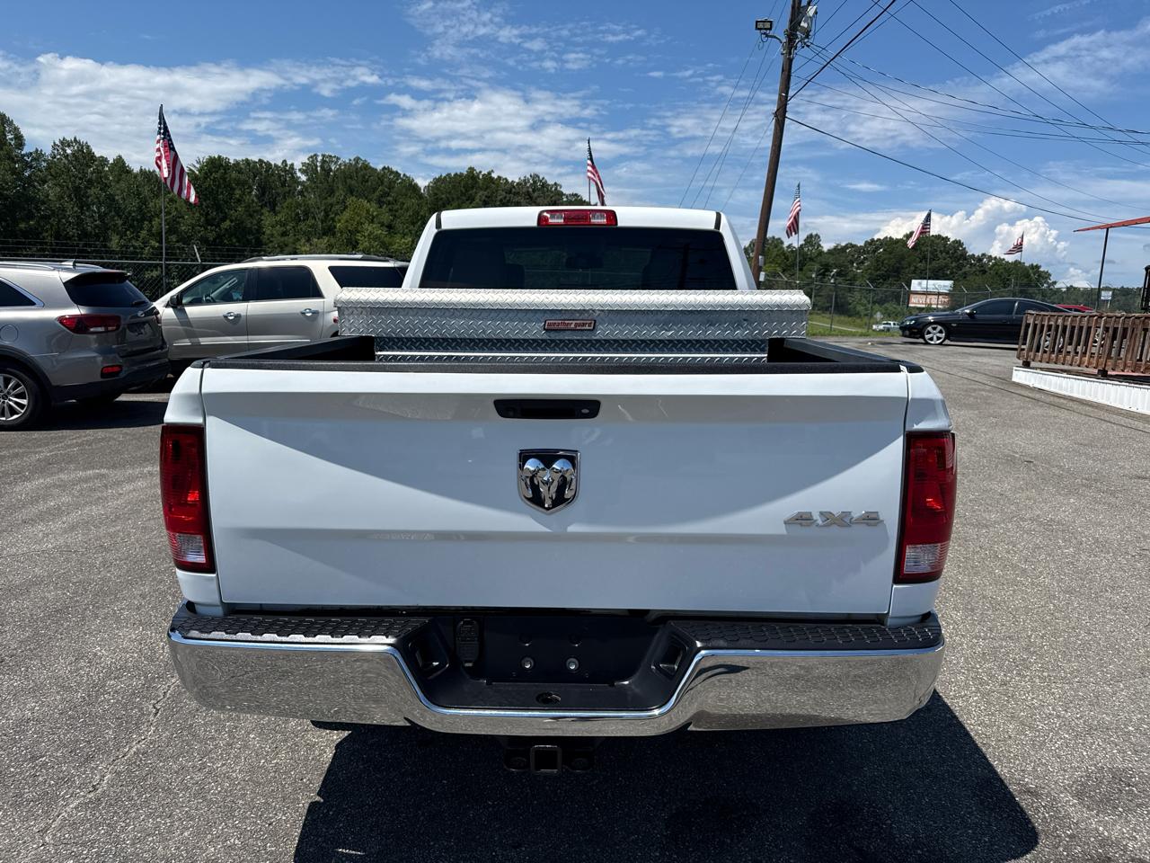 RAM 1500 Tradesman 4x4 Quad Cab 6'4" Box 2018
