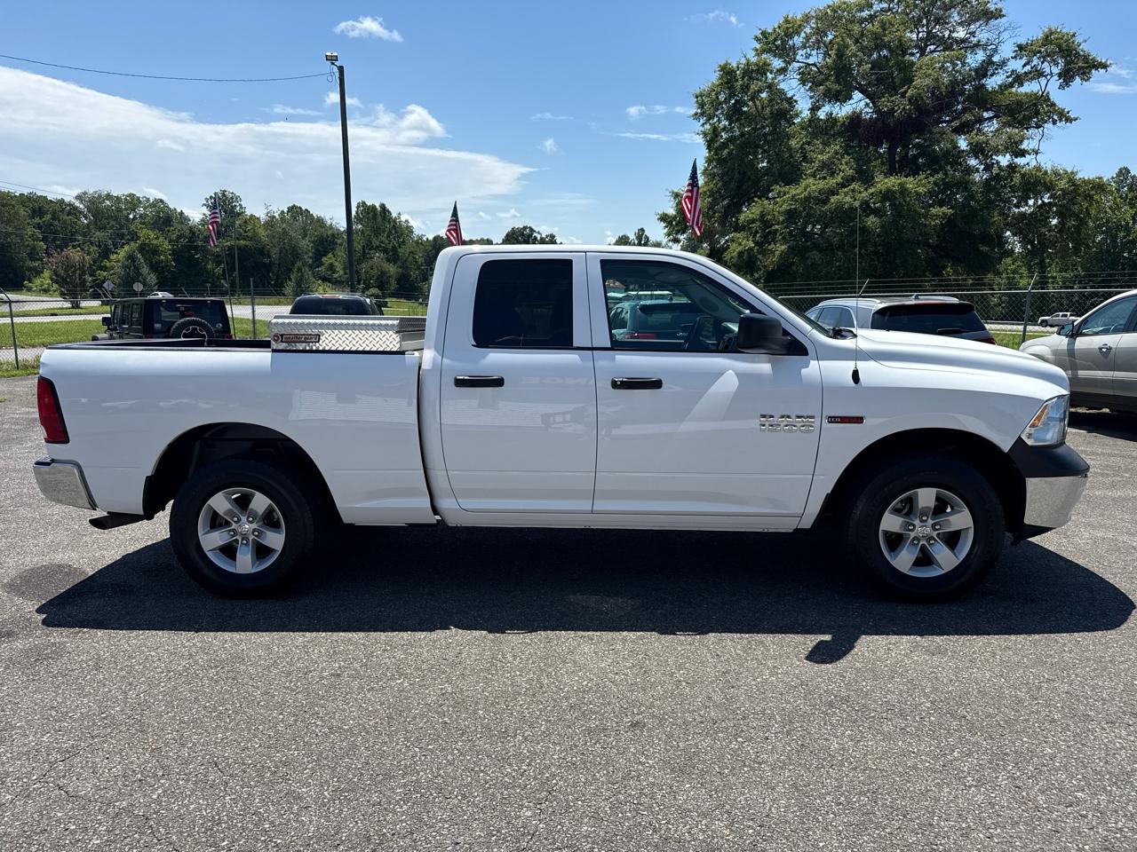 RAM 1500 Tradesman 4x4 Quad Cab 6'4" Box 2018