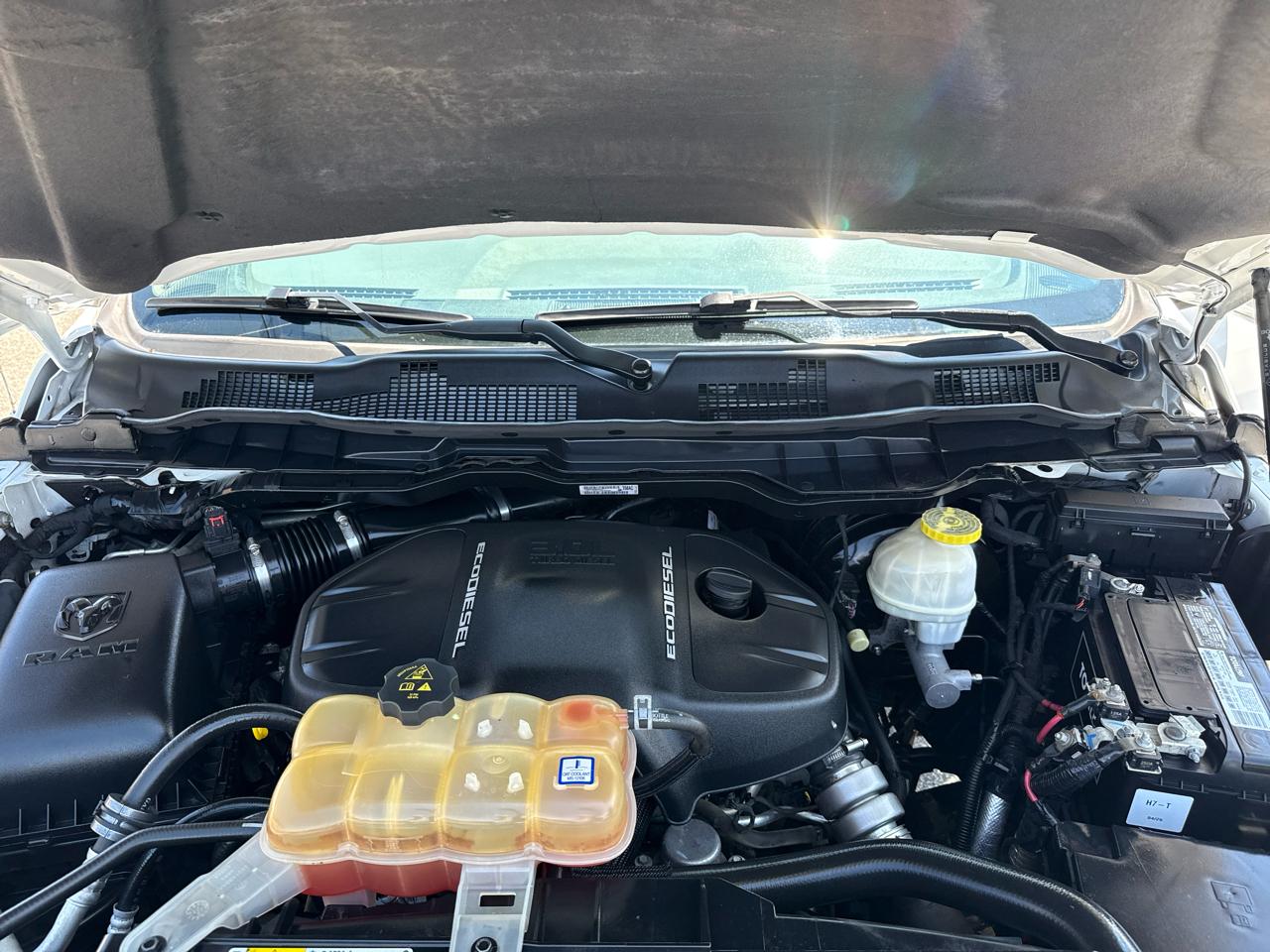RAM 1500 Tradesman 4x4 Quad Cab 6'4" Box 2018