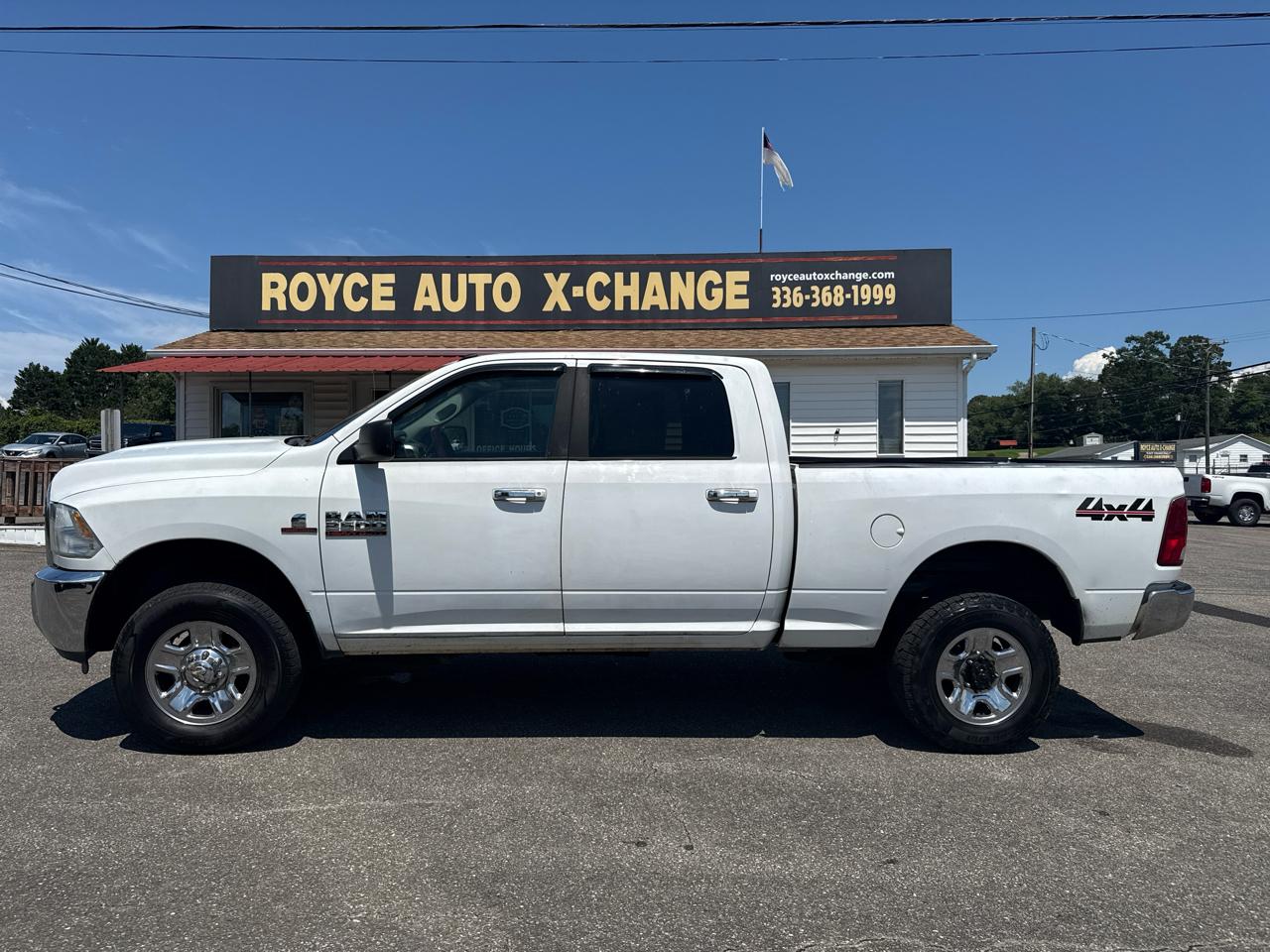 RAM 2500 SLT Crew Cab SWB 4WD 2016