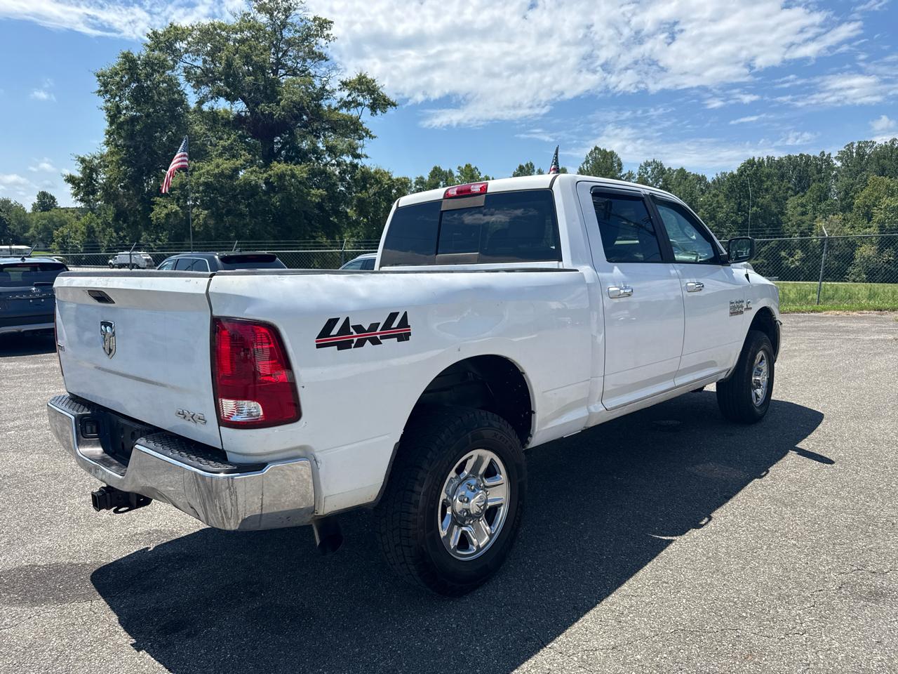 RAM 2500 SLT Crew Cab SWB 4WD 2016