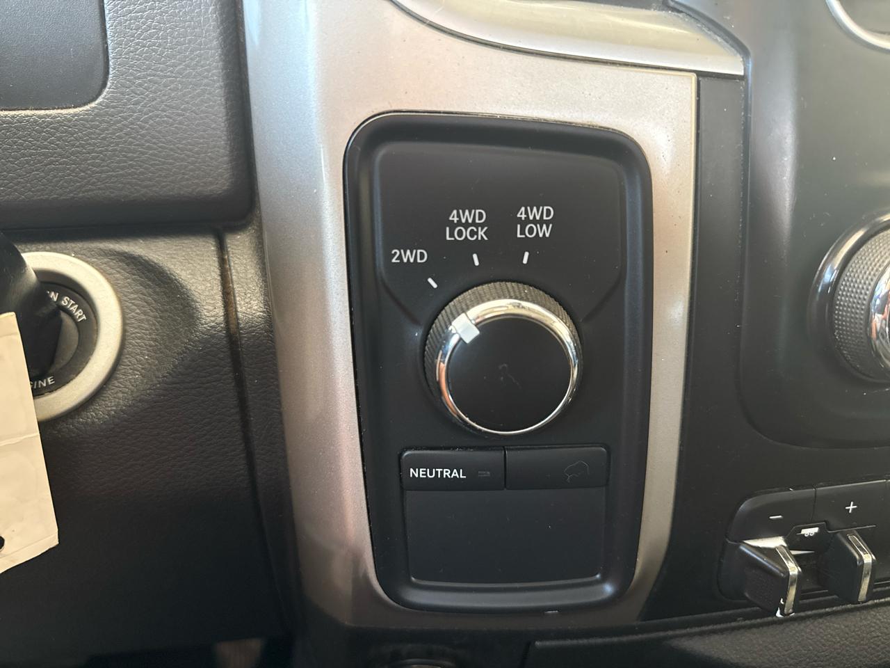 RAM 2500 SLT Crew Cab SWB 4WD 2016