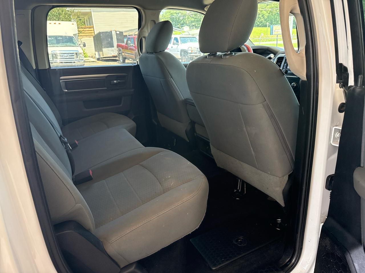 RAM 2500 SLT Crew Cab SWB 4WD 2016