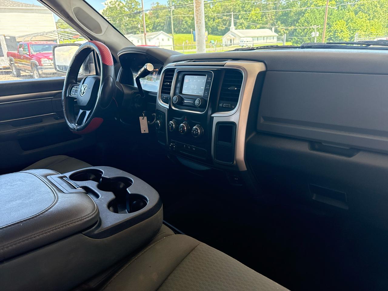RAM 2500 SLT Crew Cab SWB 4WD 2016