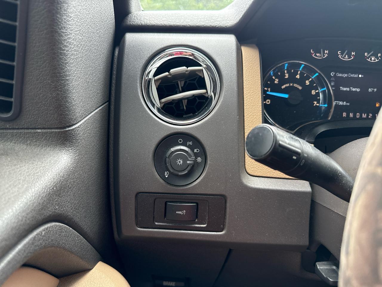 Ford F-150 XLT SuperCrew 4WD 2011