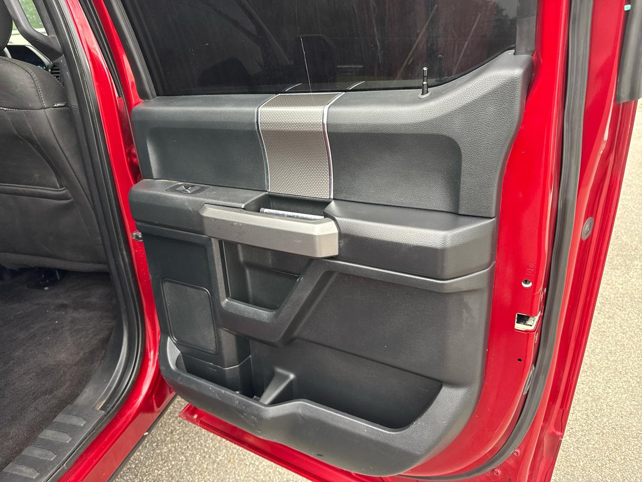 Ford F-150 FX4 SuperCrew 4WD 2016