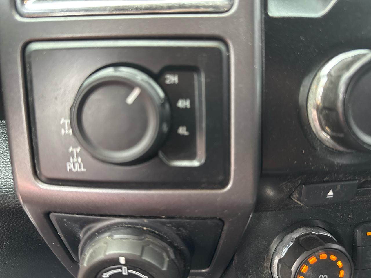 Ford F-150 FX4 SuperCrew 4WD 2016