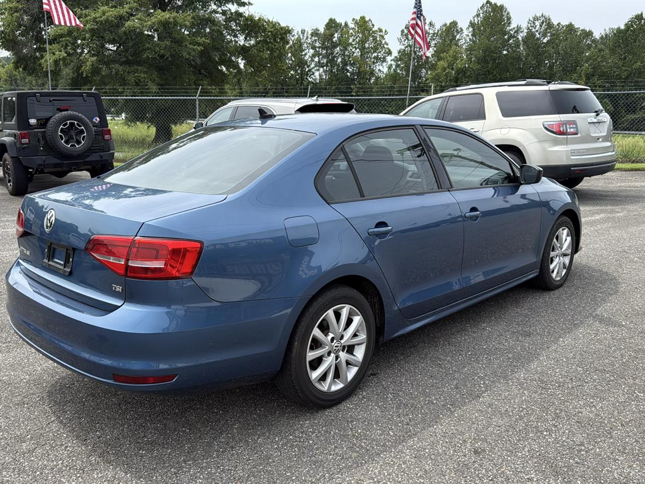 Volkswagen Jetta SE 6A 2015