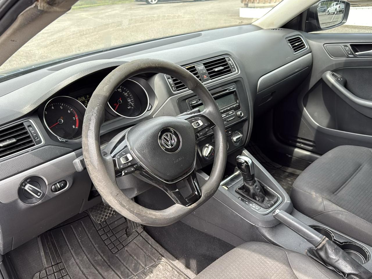 Volkswagen Jetta SE 6A 2015