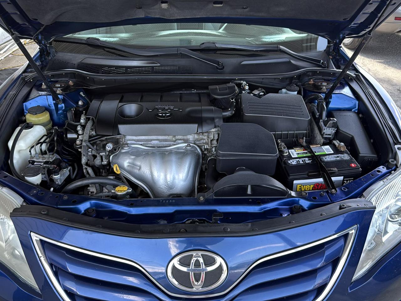 Toyota Camry Base 6-Spd AT 2011