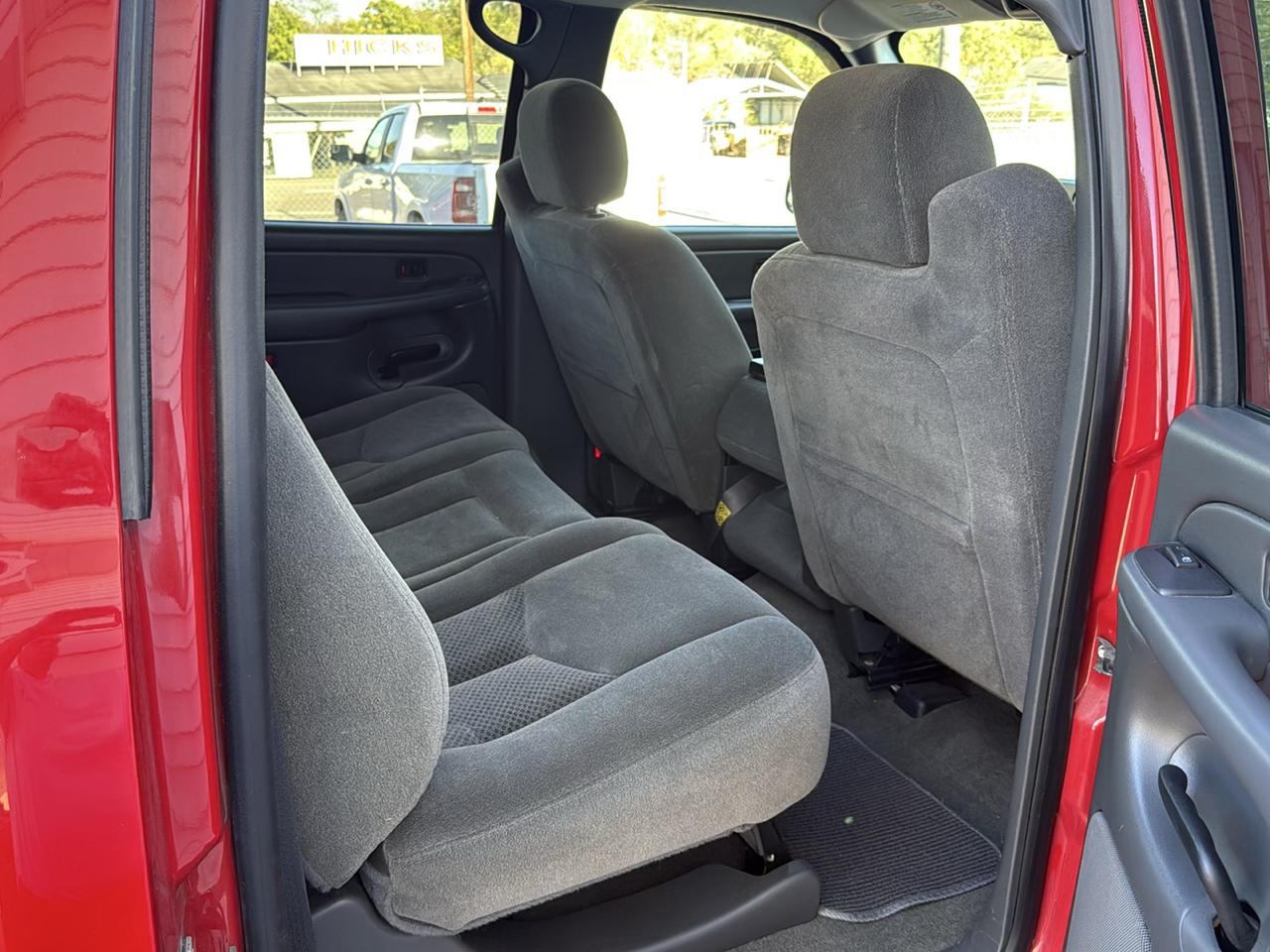 Chevrolet Silverado 1500HD HD LS Crew Cab 4WD 2005