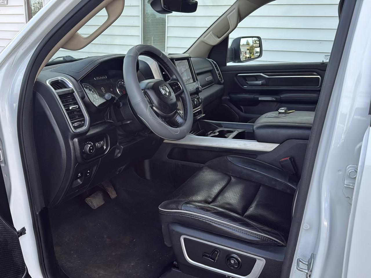 RAM 1500 Laramie Quad Cab 2WD 2020