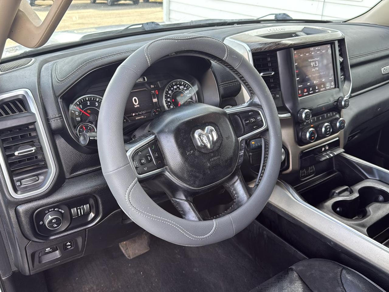 RAM 1500 Laramie Quad Cab 2WD 2020