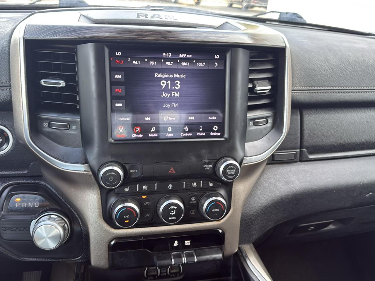 RAM 1500 Laramie Quad Cab 2WD 2020