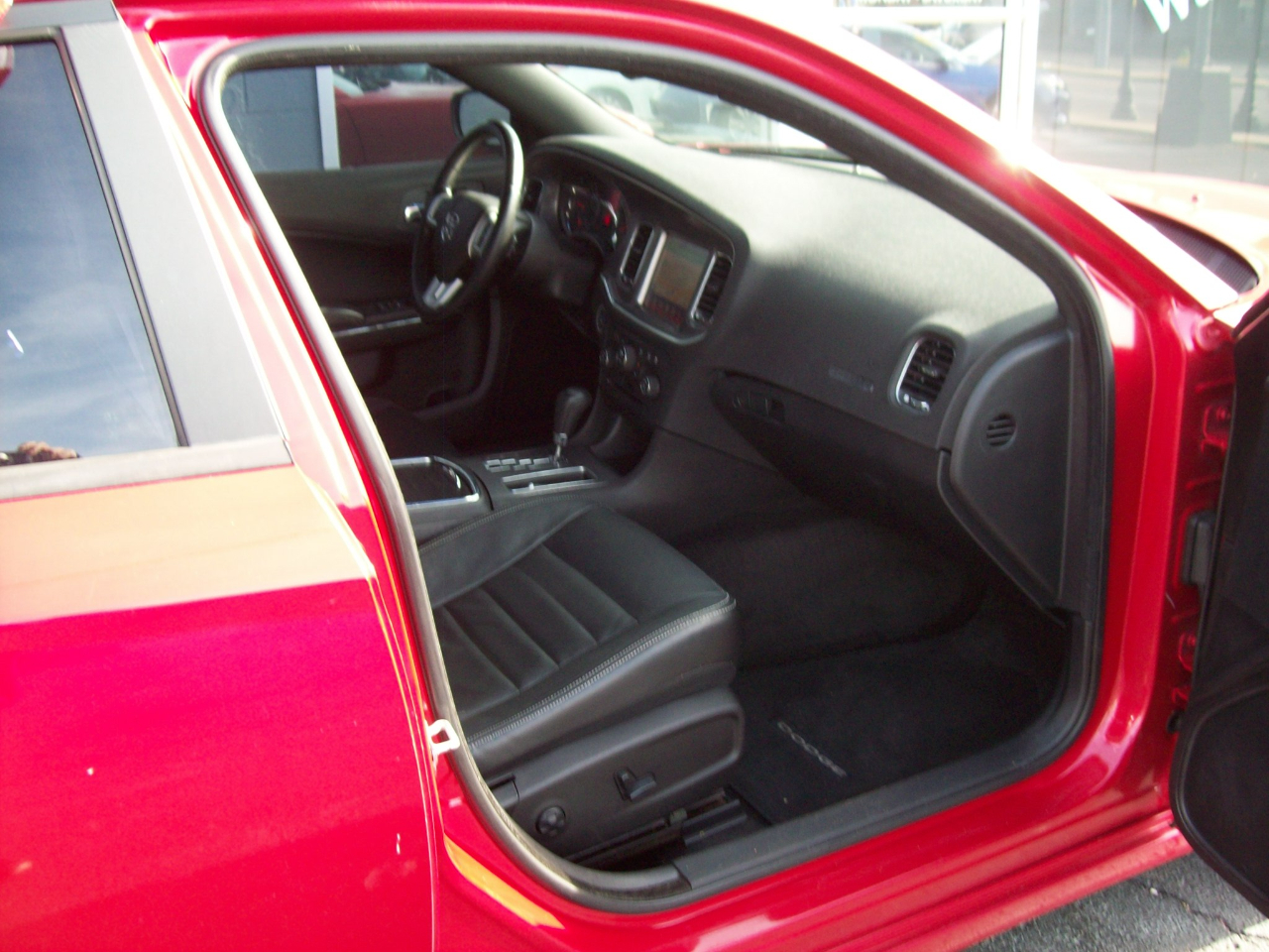 Dodge Charger 4dr Sdn SXT RWD 2011 Dodge Charger 4dr Sdn SXT RWD 2011