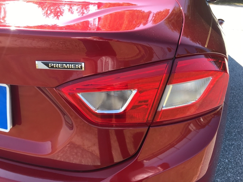 Chevrolet Cruze 4dr Sdn 1.4L Premier w/1SF 2017 Chevrolet Cruze 4dr Sdn 1.4L Premier w/1SF 2017