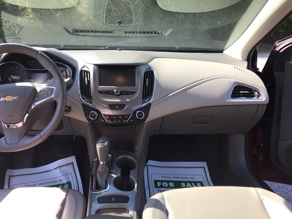 Chevrolet Cruze 4dr Sdn 1.4L Premier w/1SF 2017 Chevrolet Cruze 4dr Sdn 1.4L Premier w/1SF 2017