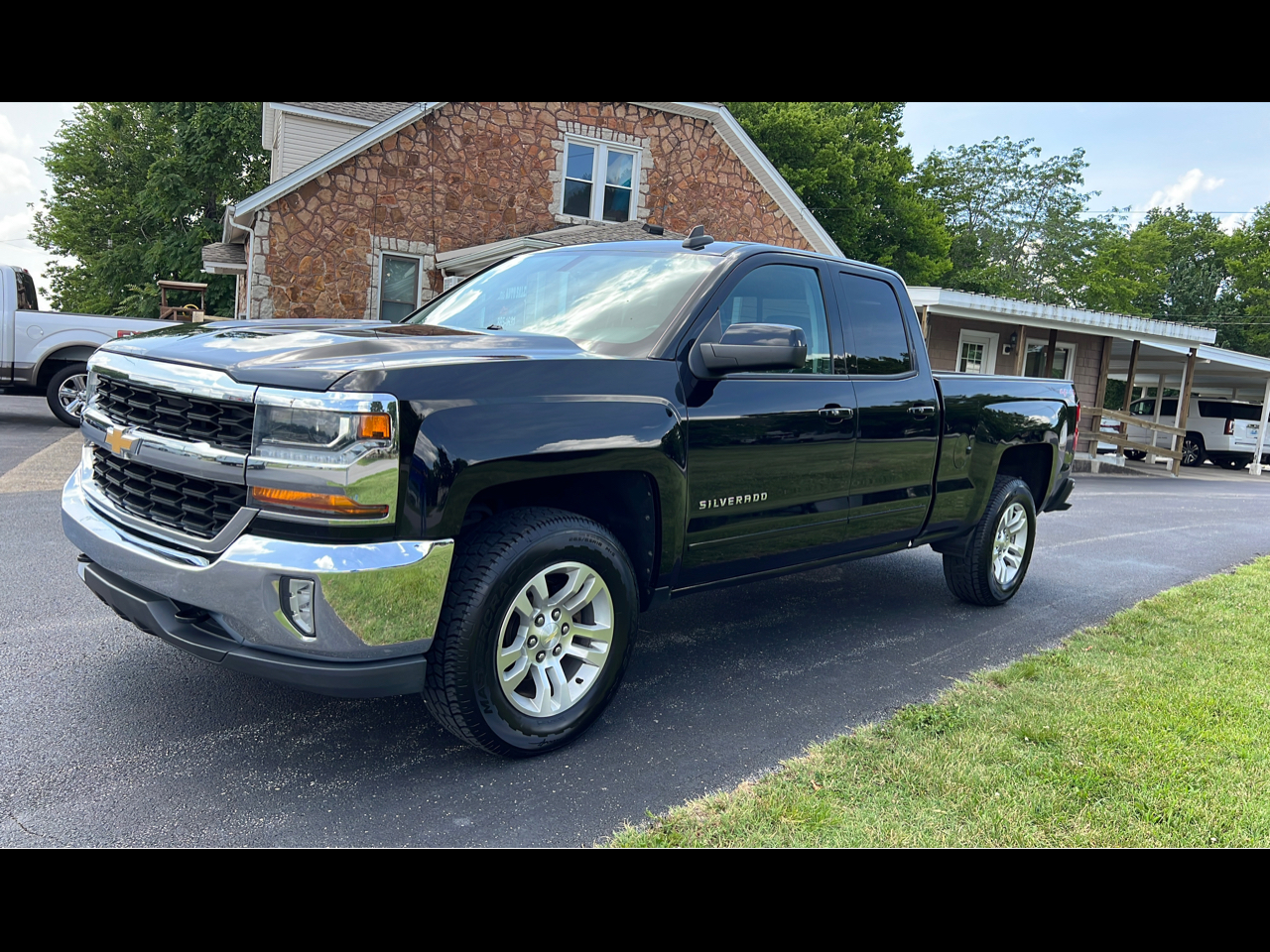 New and Used Cars at Stallons Auto Sales in Hopkinsville, KY