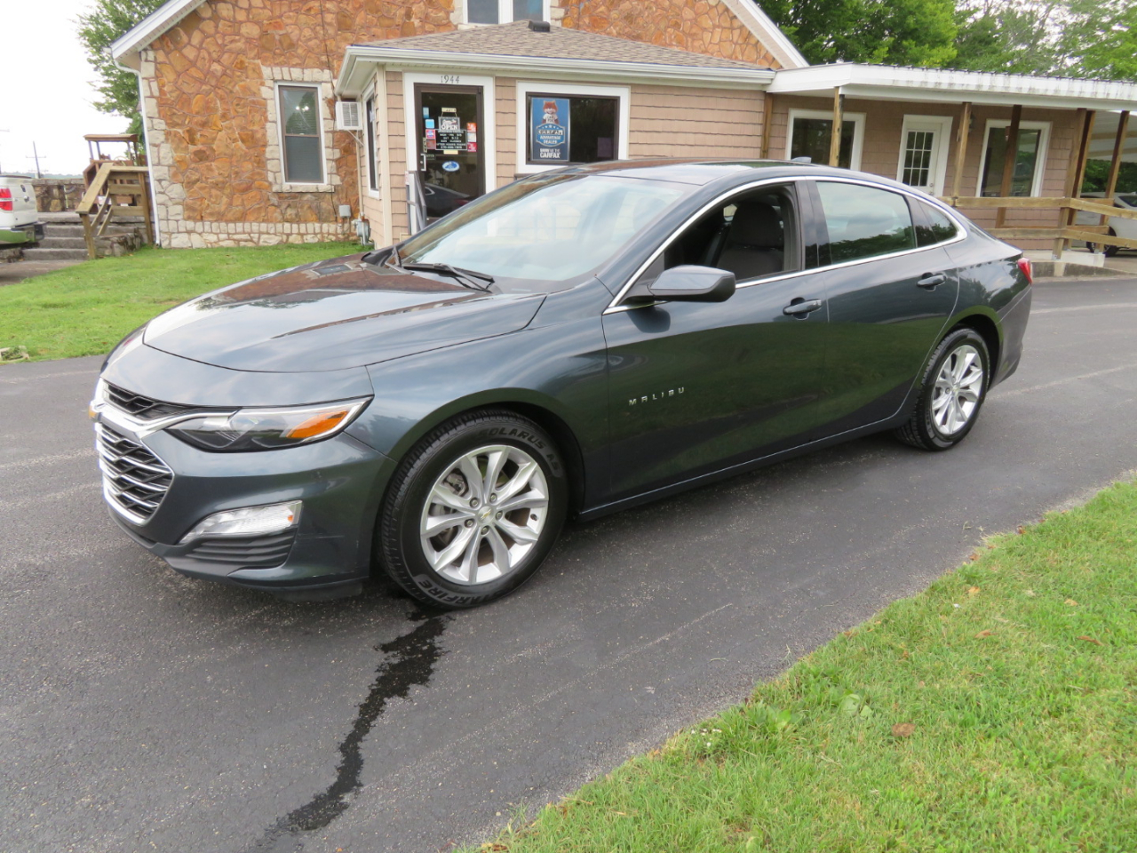 Visit Stallons Auto Sales in Hopkinsville, KY