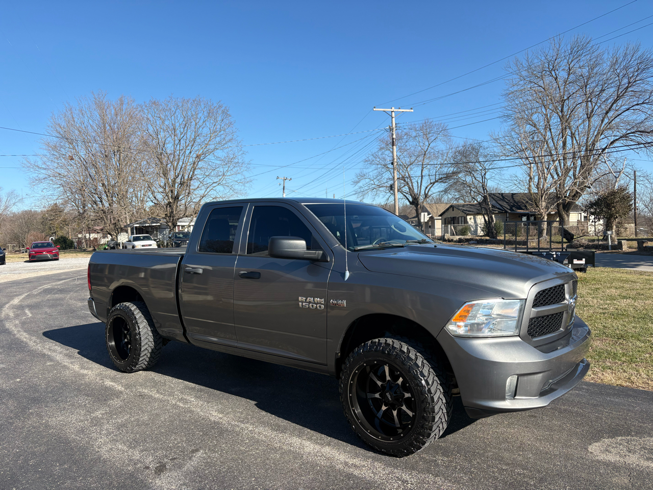 RAM 1500 4WD Quad Cab 140.5" Express 2013