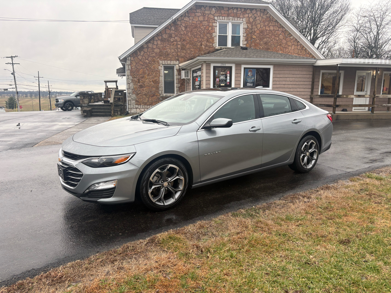 2024 Chevrolet Malibu 4dr Sdn LT