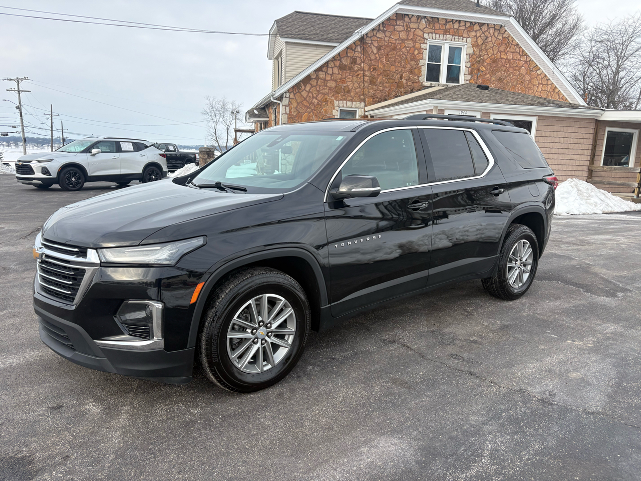 2023 Chevrolet Traverse AWD 4dr LT Cloth w/1LT