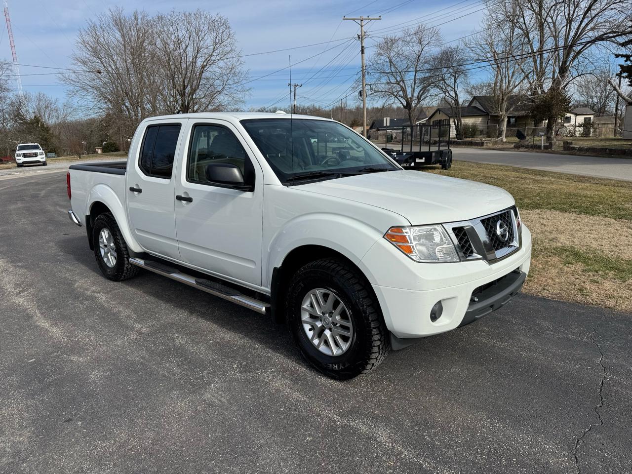 Nissan Frontier 4WD Crew Cab SWB Auto SV 2016