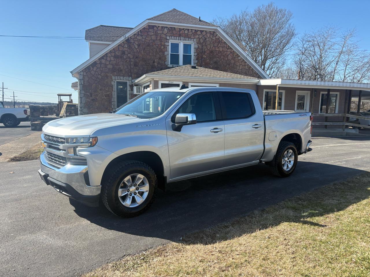 2021 Chevrolet Silverado 1500 4WD Crew Cab 147" LT w/1LT