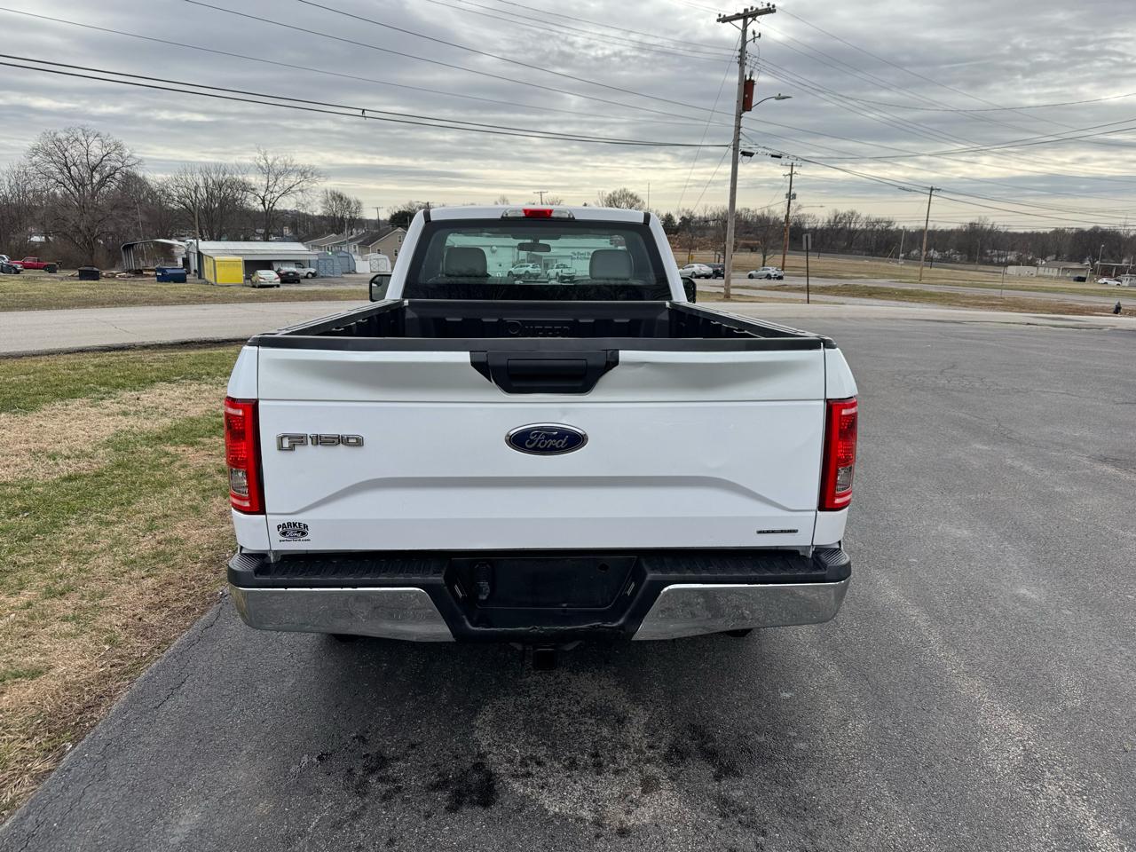 Ford F-150 2WD Reg Cab 141" XL 2016