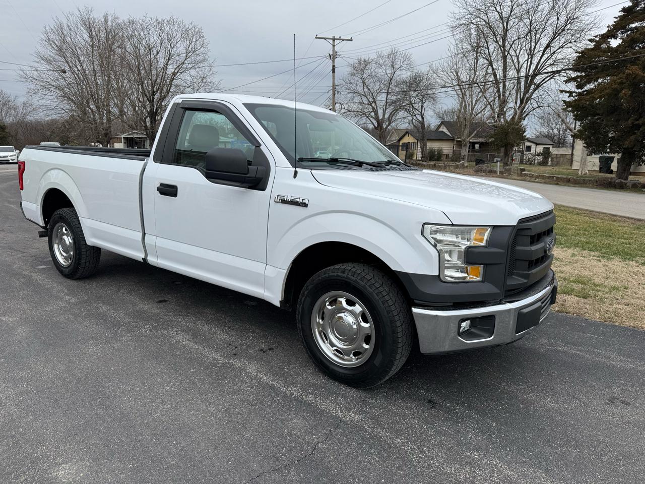 Ford F-150 2WD Reg Cab 141" XL 2016