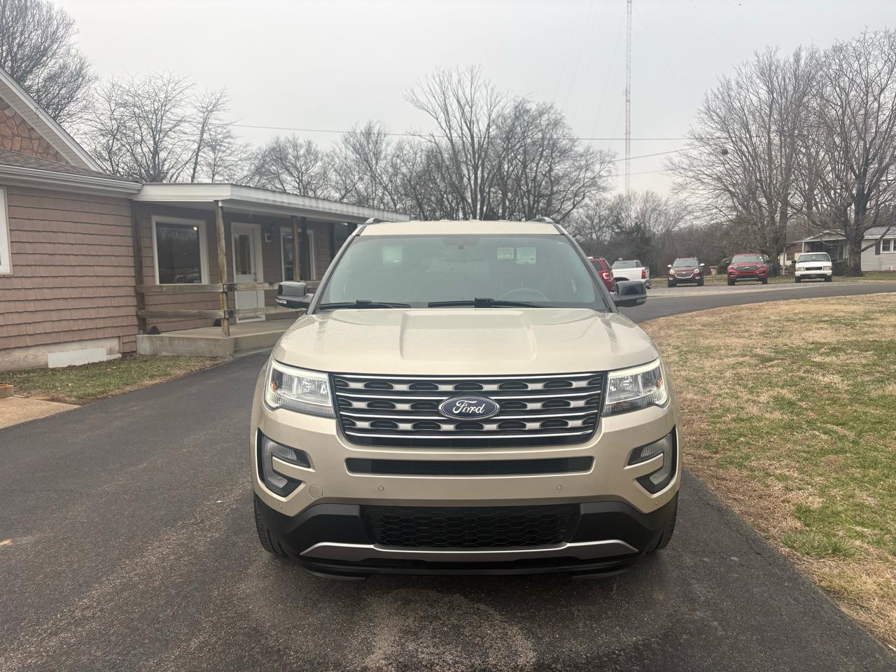 Ford Explorer 4WD 4dr XLT 2017