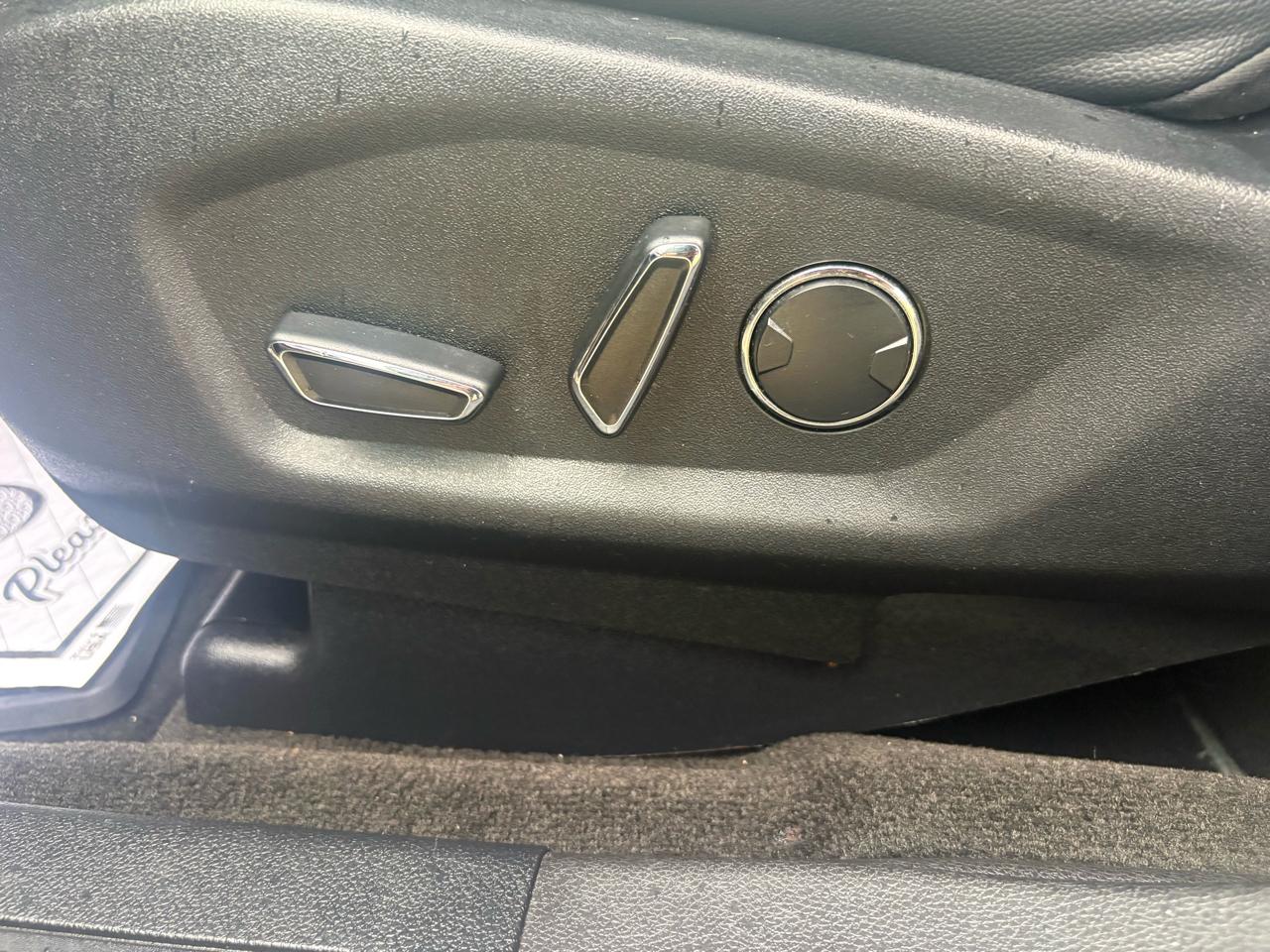 Ford Explorer 4WD 4dr XLT 2017