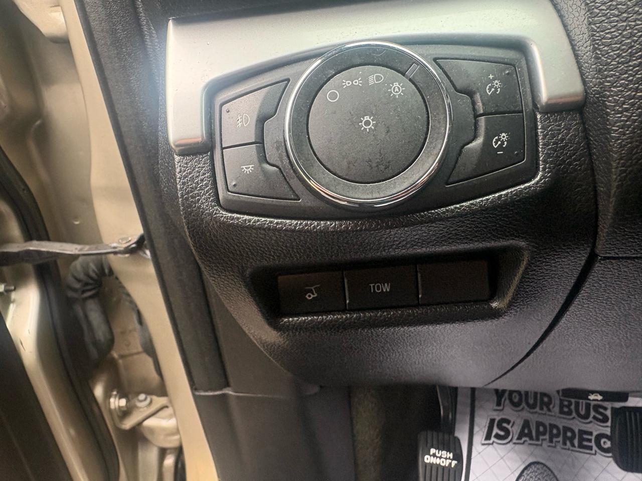 Ford Explorer 4WD 4dr XLT 2017