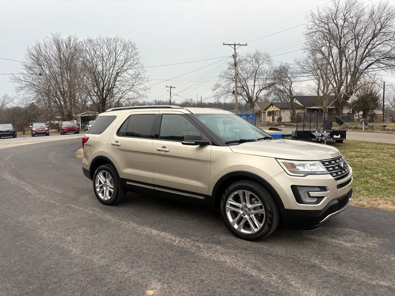 Ford Explorer 4WD 4dr XLT 2017