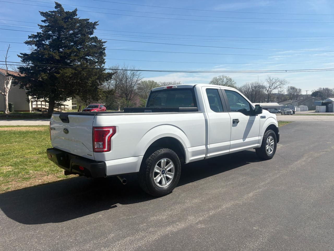 Ford F-150 2WD SuperCab 145" XL 2016