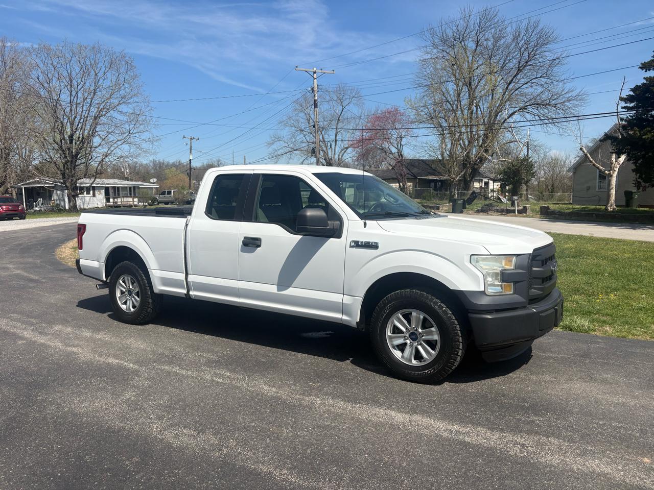 Ford F-150 2WD SuperCab 145" XL 2016