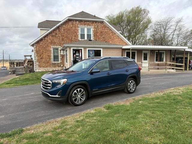 Blue 2020 GMC Terrain SLT FWD SUV / Crossover Front-Wheel Drive Automatic