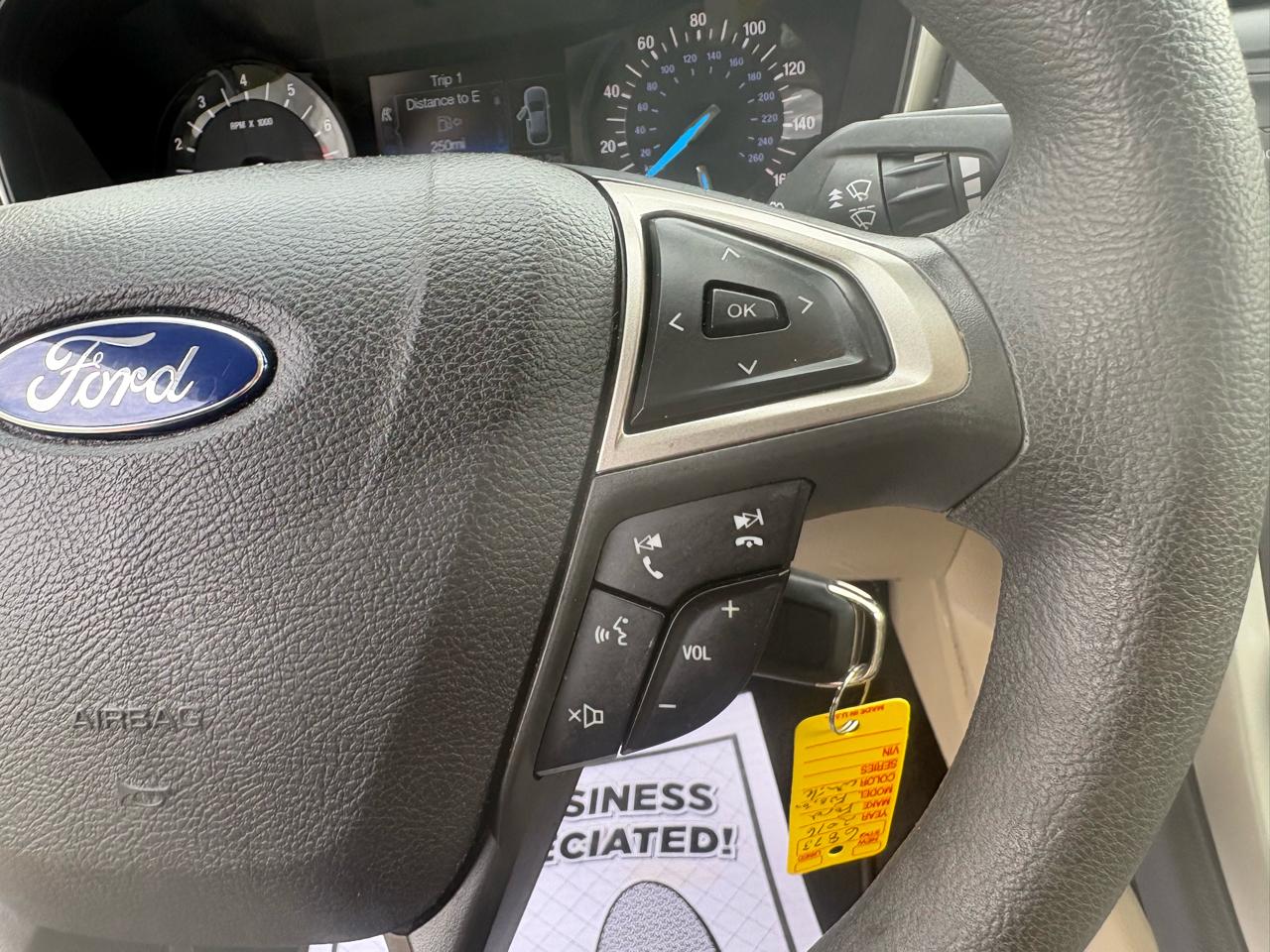 Ford Fusion 4dr Sdn SE FWD 2016