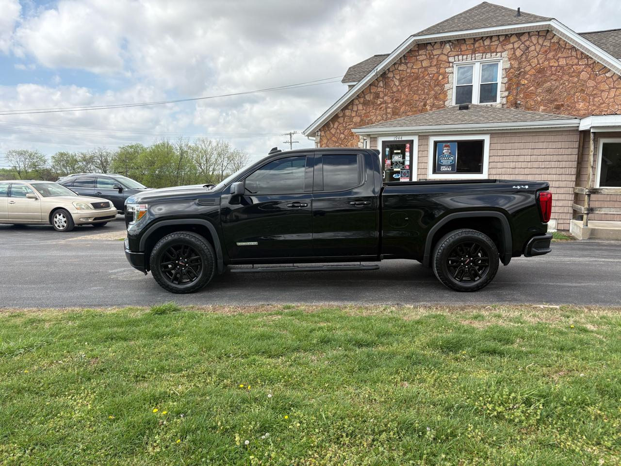 GMC Sierra 1500 Elevation Double Cab 4WD 2021