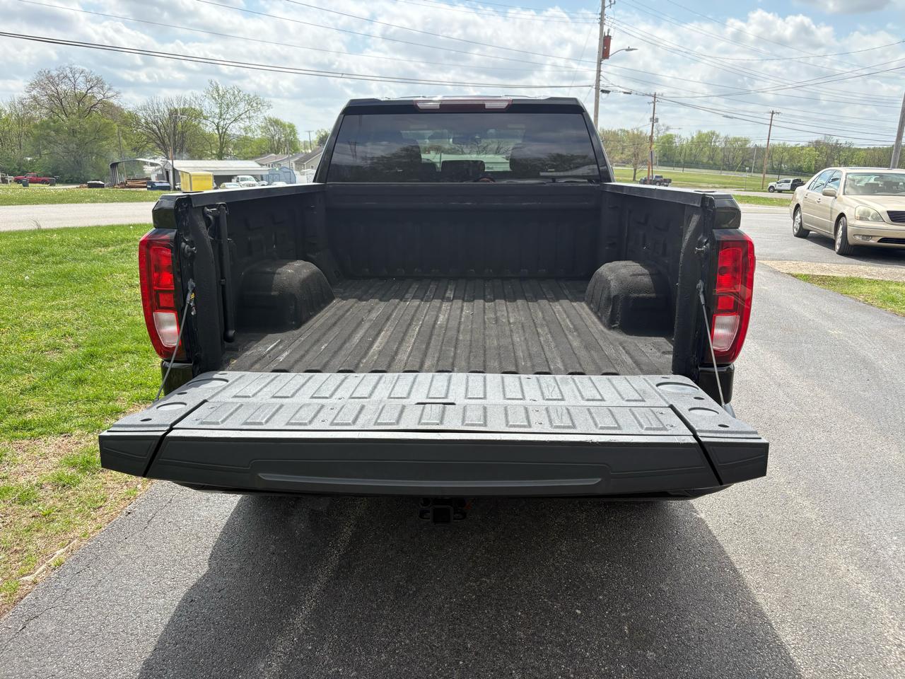 GMC Sierra 1500 Elevation Double Cab 4WD 2021