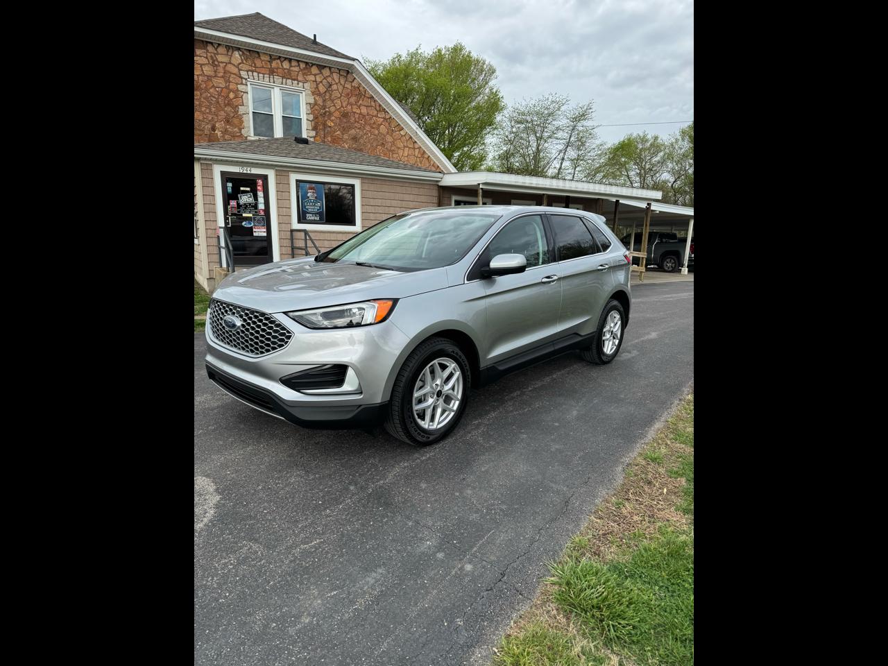 2023 Ford Edge 4dr SEL AWD