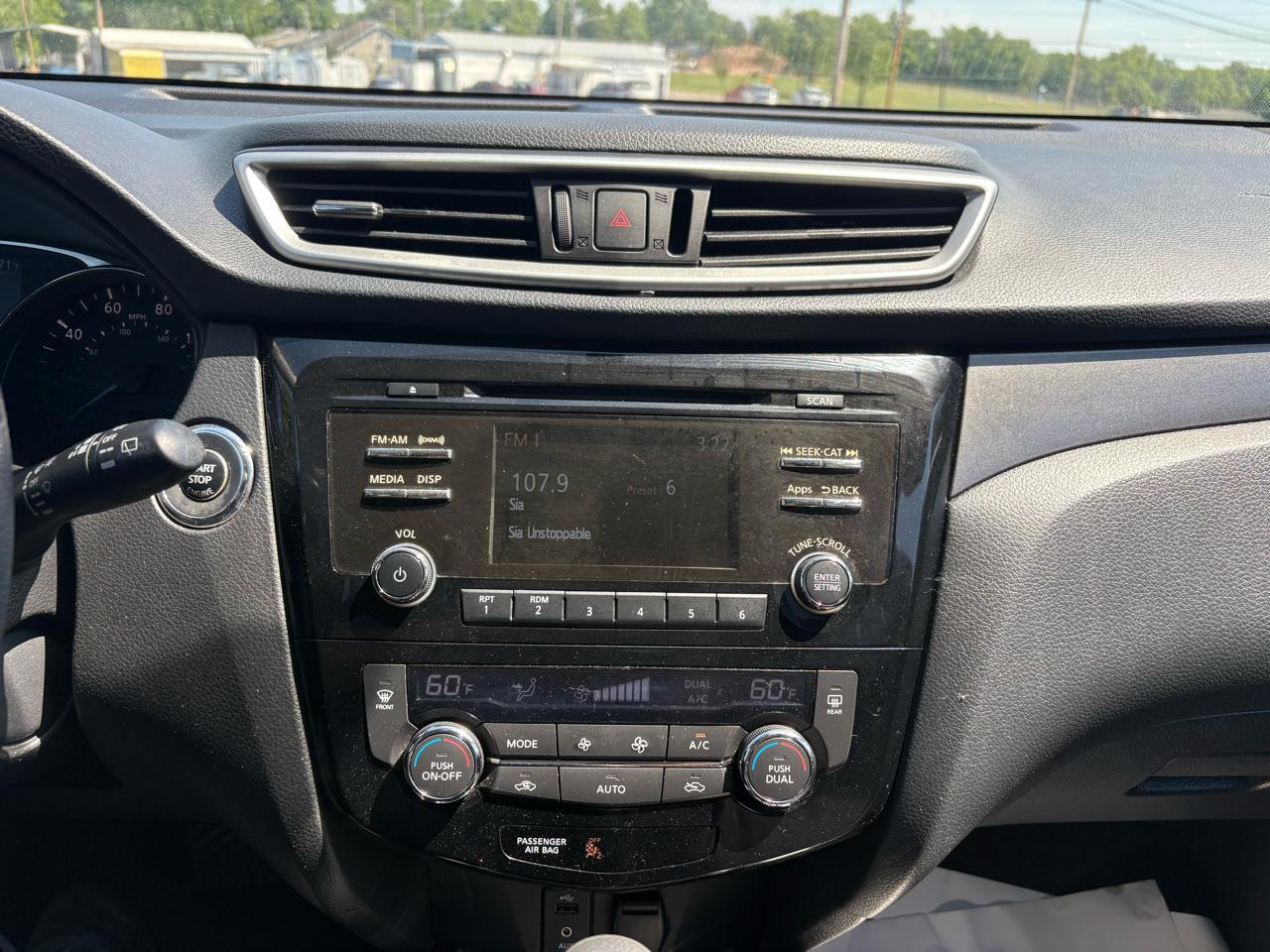 Nissan Rogue AWD 4dr SV 2015
